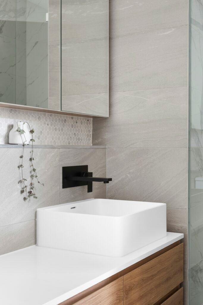 japandi decor ideas fall winter bathroom refresh